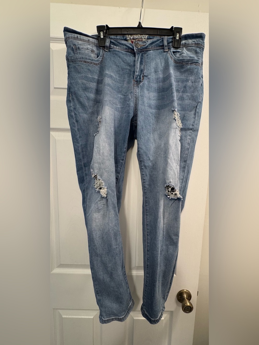 Hot Kiss Blue Denim Jeans with Contrast Stitching